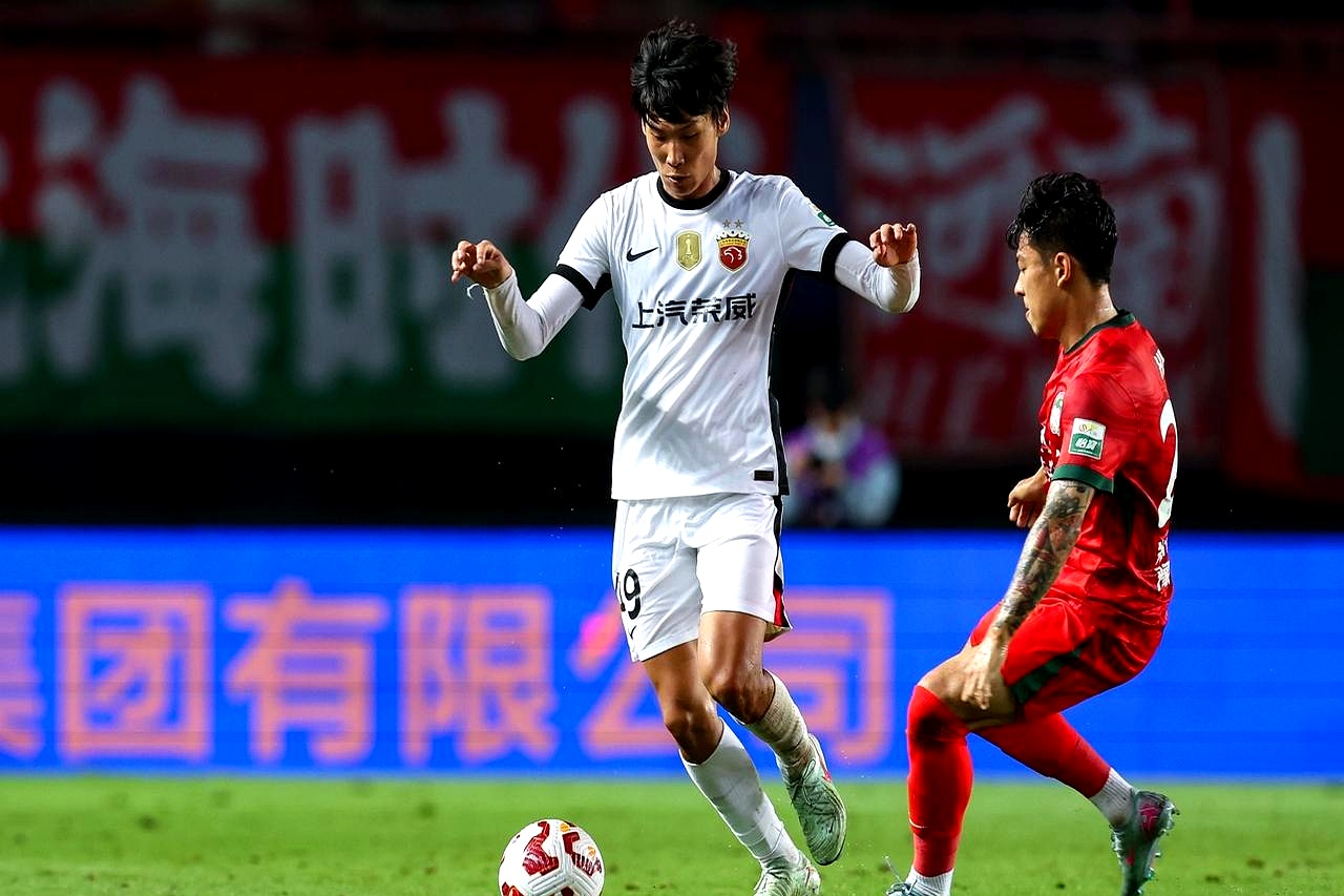 壹号娱乐下载-上海申鑫客场一球小胜武汉卓尔，积分追赶